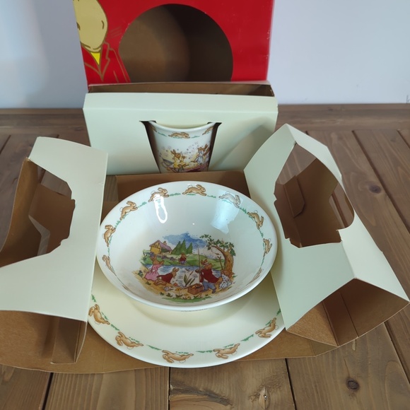 Royal Doulton Bunnykins Children’s Set – Vintage 3-Piece Nursery Dish Set in Ori - Picture 6 of 10